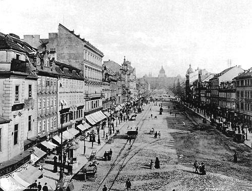 Václavské náměstí koncem 19. století, pohled od Můstku, dobová pohlednice